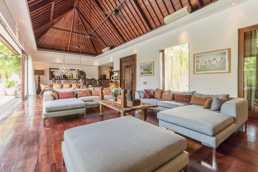 Villa Eshara 1 Our Tropical & Luxury 3br 450m From